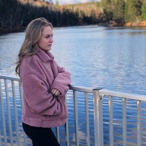 Meet your Posher, Madison